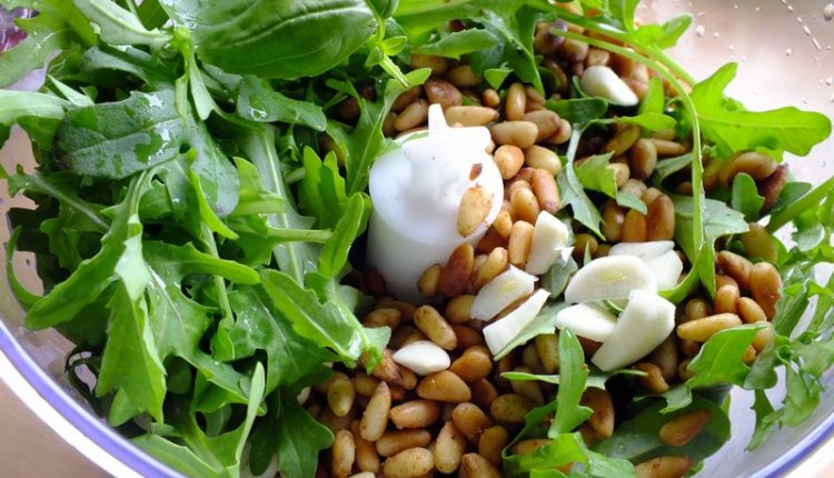 Rucola tapenade