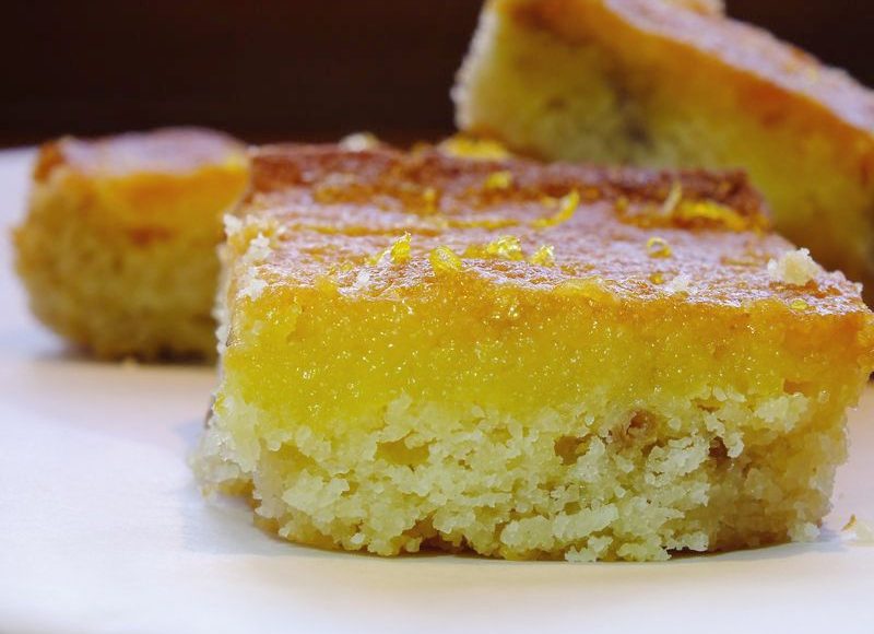 Griesmeel plaatkoek met sinaasappel